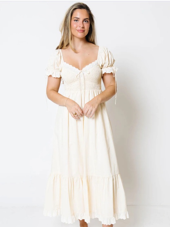 Worth Collective Dresses & Skirts - Worth Collective Cream Smocked Puff-Sleeve Dress